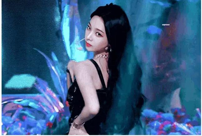 Hair stylist nhà SM bị chỉ trích vì làm hỏng mái tóc của Karina-1