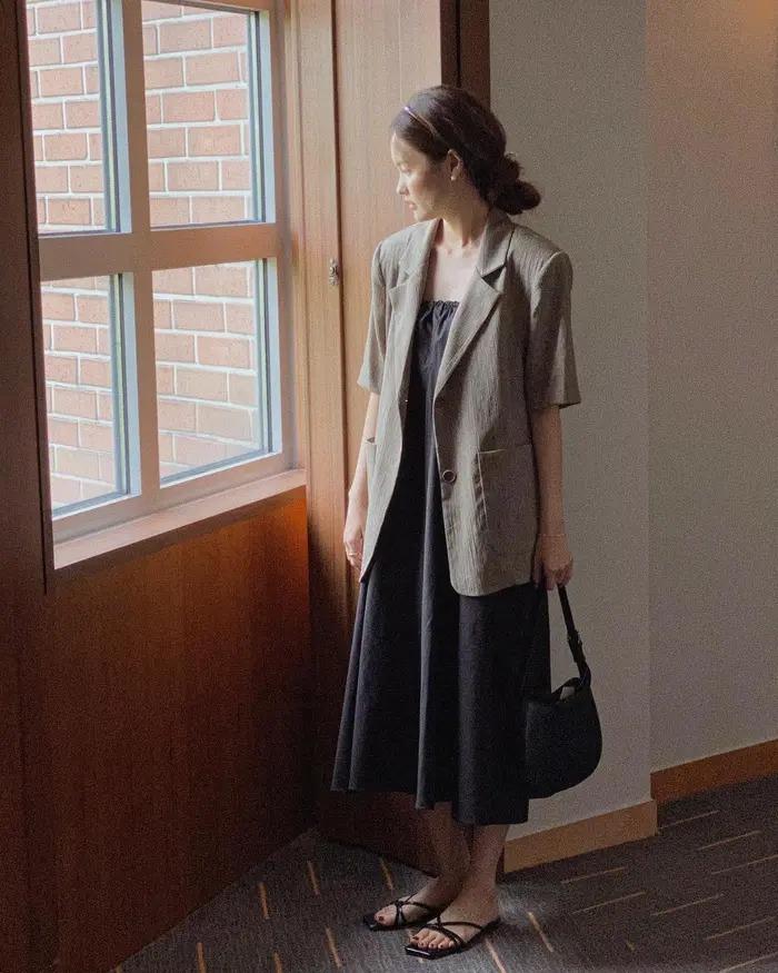 10 set đồ nên diện khi búi tóc-3