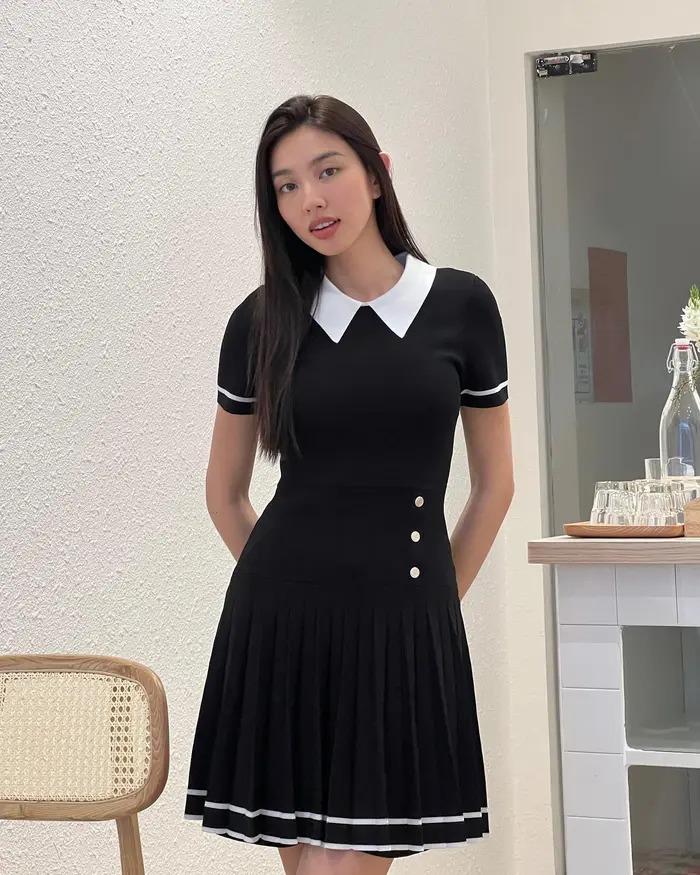 10 set trang phục màu đen trẻ trung và sang trọng-1