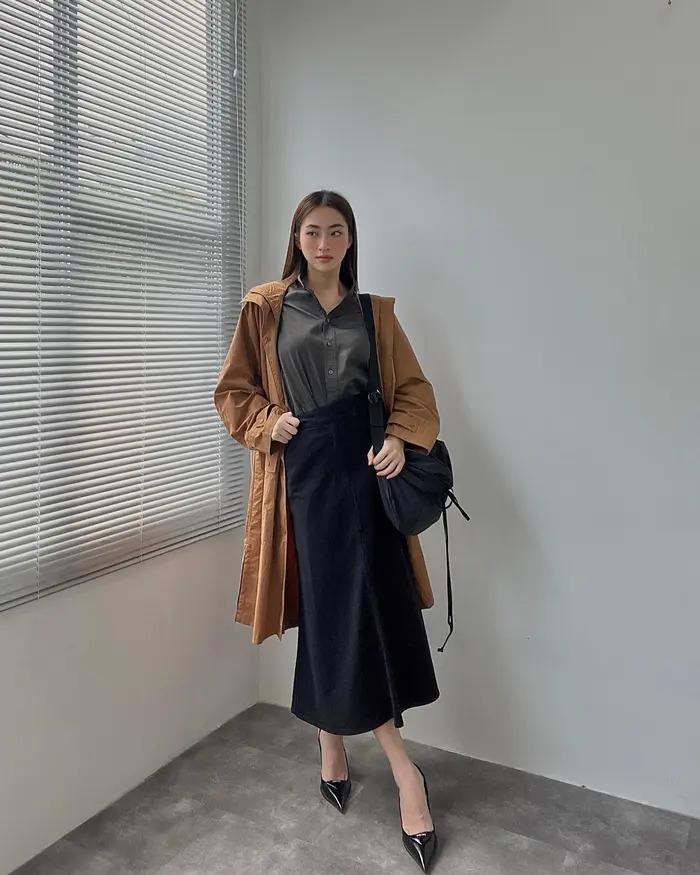 10 set trang phục màu đen trẻ trung và sang trọng-7