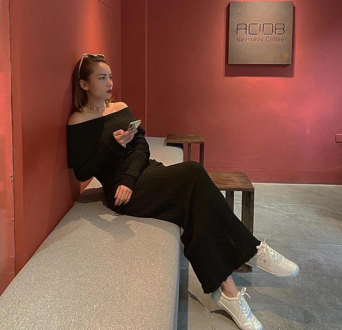 10 set trang phục màu đen trẻ trung và sang trọng-10