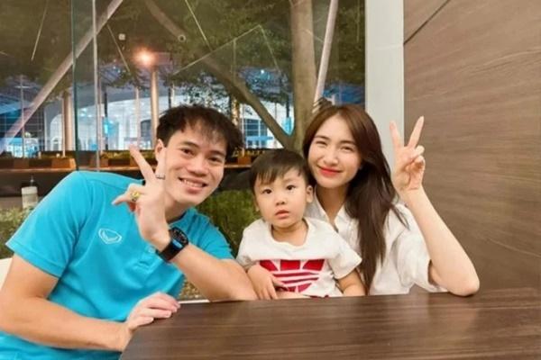 Hòa Minzy không thể ở lại cổ vũ SEA Games 32 vì người đặc biệt-5