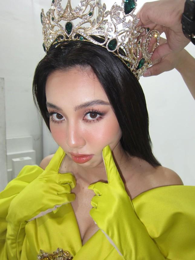 Thùy Tiên là điểm sáng trong sự nghiệp photographer của Lương Thùy Linh?-1