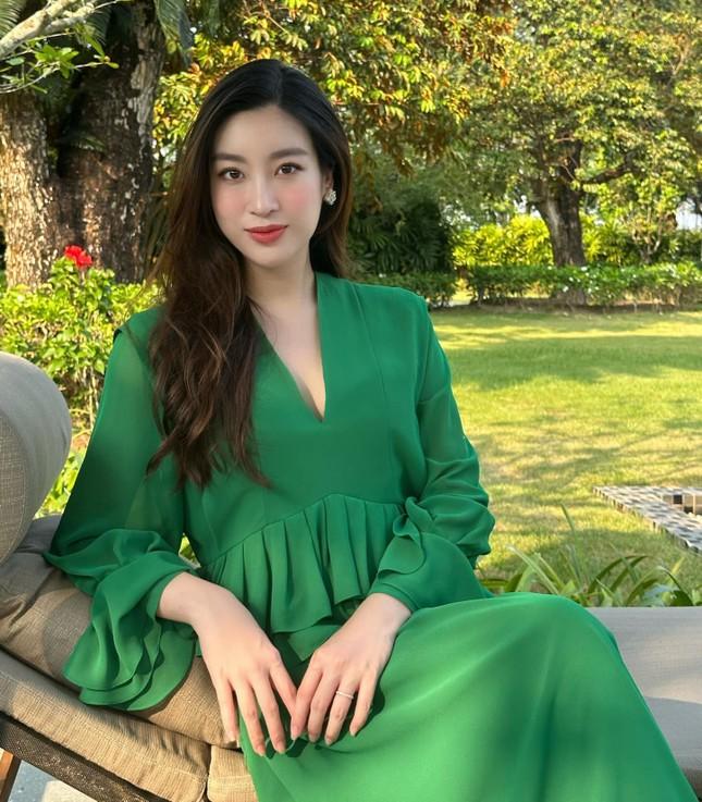 Đỗ Mỹ Linh khoe ảnh mới, cớ sao netizen gọi tên Đặng Thu Thảo?-1