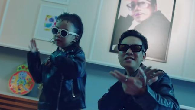 Hot girl Tây Hồ 4 tuổi nhà Justatee: Vừa debut đã làm mưa làm gió mạng xã hội-4