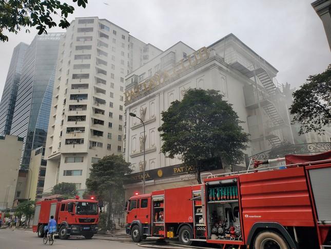 Hà Nội: Cháy quán karaoke đang bị đình chỉ hoạt động-1