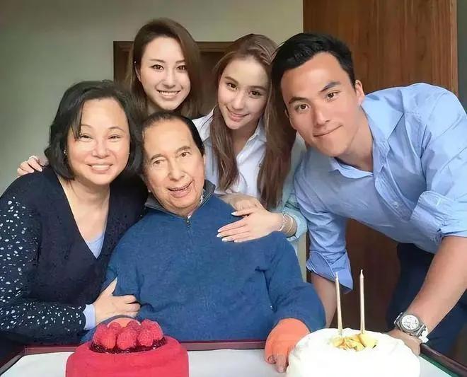 Con gái Vua sòng bài Macau - Hà Siêu Liên giàu có cỡ nào?-2