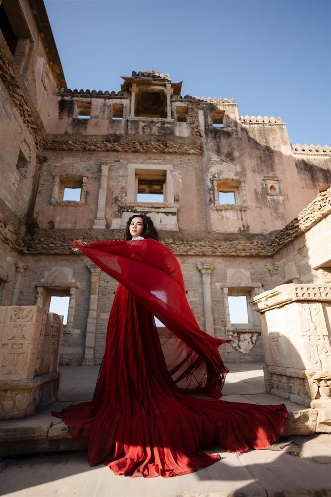 MV 5 tỷ đồng của ca sĩ Võ Hạ Trâm có gì mà gây sốt?-3