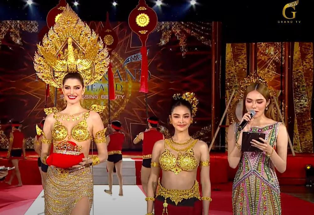 Hoa hậu Hòa bình Thái Lan bị chê lép vế khi đứng cạnh Hoa hậu đẹp nhất thế giới-3