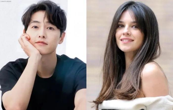 Song Joong Ki bất ngờ khoe ảnh đời thường với biểu cảm hạnh phúc-5