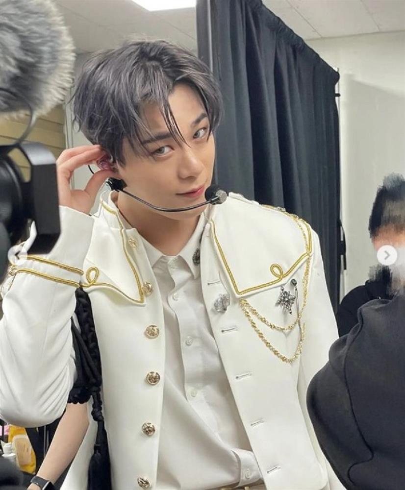 Xót xa hình ảnh cuối cùng của Moonbin trước khi qua đời tuổi 25-4