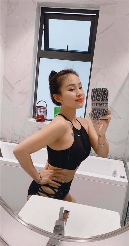 Vân Hugo kiên trì độ dáng sau sinh, lấy lại đường cong hình thể quyến rũ-4