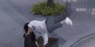 Nụ hôn bị chê mất vệ sinh, phi logic trên phim ảnh-10