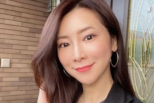 Tuân thủ 2 không, người phụ nữ U60 trẻ như mới đôi mươi-4