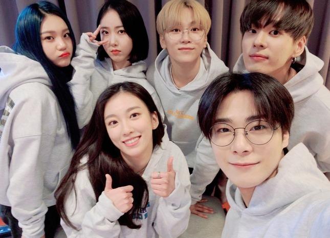 ASTRO sốc vì tin Moonbin qua đời: túc trực tại nhà tang lễ-4