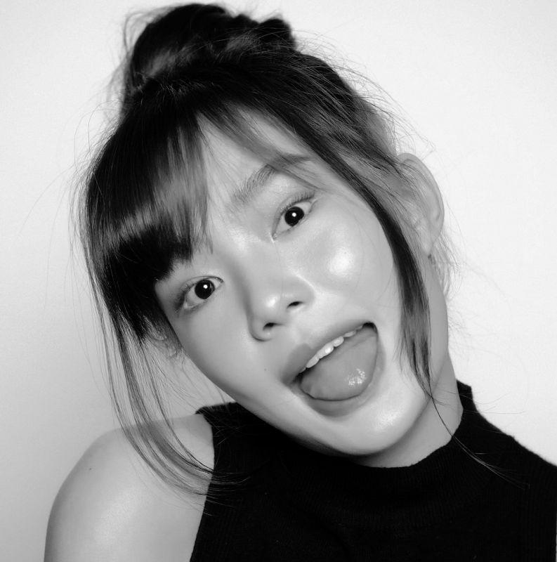 Nữ ca sĩ 19 tuổi được tìm thấy tử vong tại nhà riêng-2