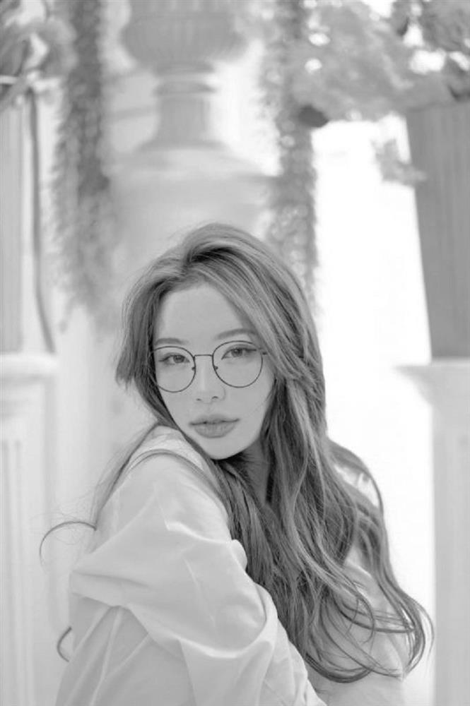 Nữ ca sĩ 19 tuổi được tìm thấy tử vong tại nhà riêng-3