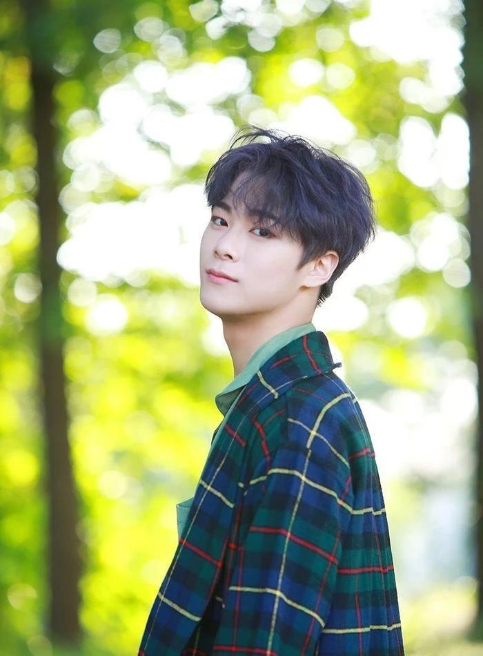 Moonbin (ASTRO) gặp vấn đề sức khỏe từ đầu tháng 4 nhưng lịch trình vẫn dày đặc-1