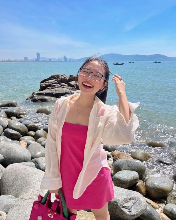 Khó nhận ra Phương Mỹ Chi ở tuổi 20-8