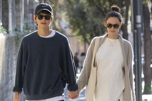 Điều netizen chưa từng thấy khi Song Joong Ki còn ở bên Song Hye Kyo-3