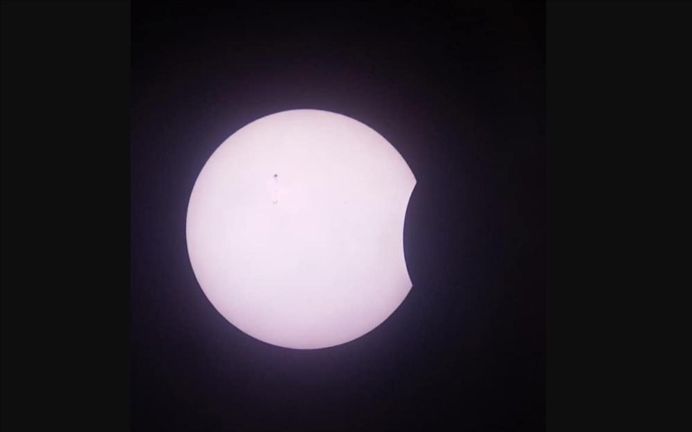 Chiêm ngưỡng hiện tượng nhật thực lai cực hiếm tại Việt Nam-6