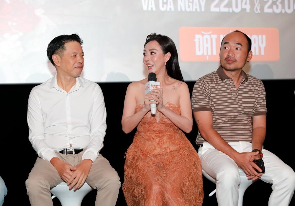 Thu Trang bật khóc nức nở bên ông xã Tiến Luật-1