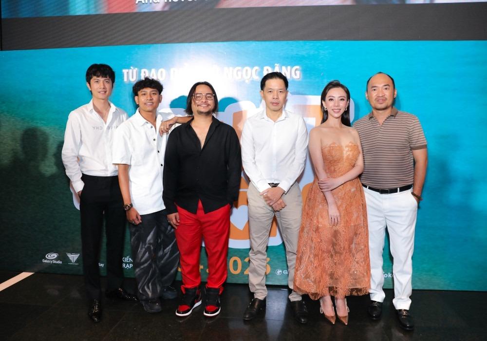 Thu Trang bật khóc nức nở bên ông xã Tiến Luật-4