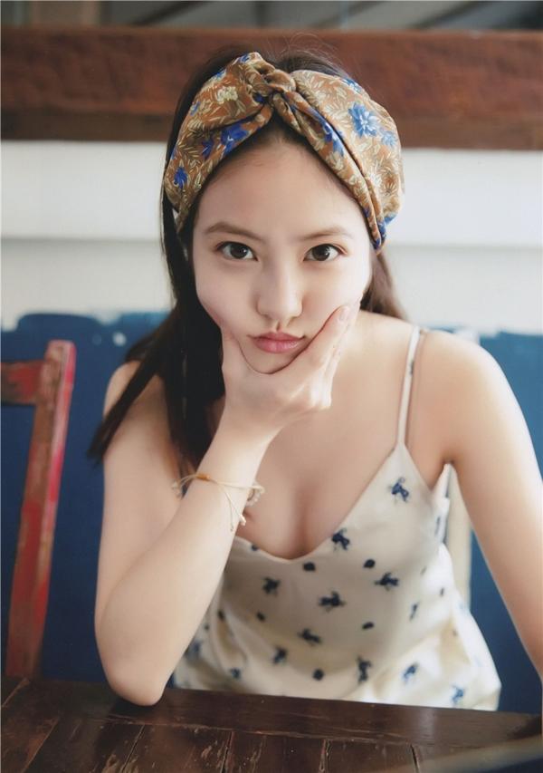 Vẻ gợi cảm của nữ diễn viên đang gây sốt ở Nhật Bản-16