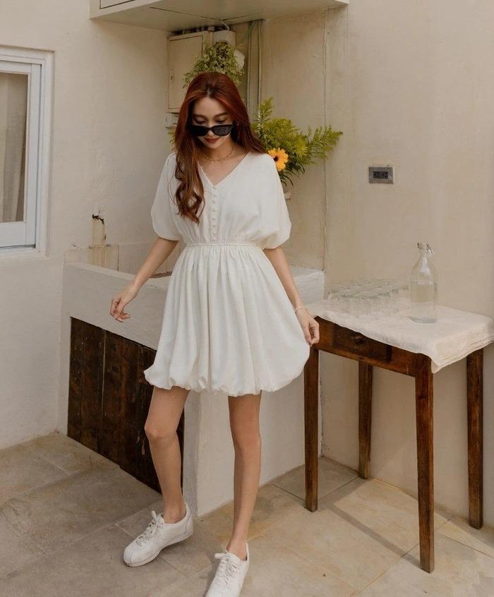 Vì sao váy trắng là item không thể thiếu trong tủ đồ mùa hè?-2