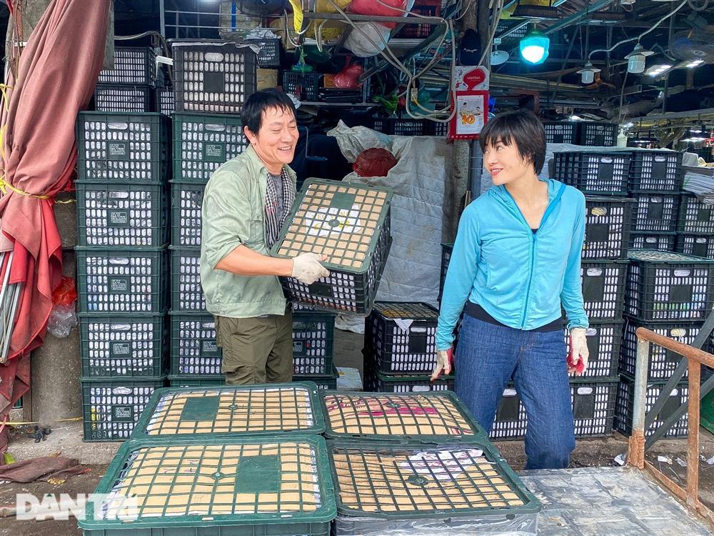 Hoàng Hải chở NSƯT Thanh Quý trên xe máy cà tàng, ngủ cạnh bãi rác-10