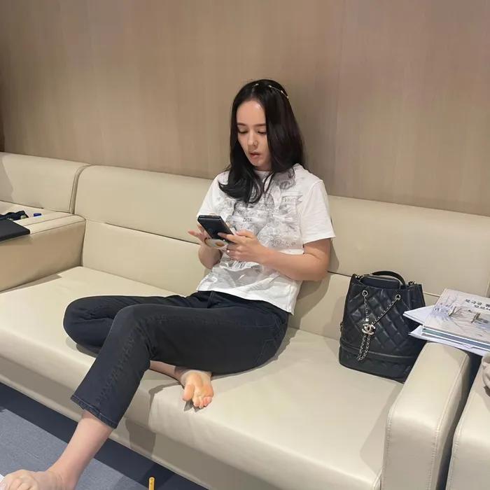 Góc nghiêng đỉnh cao của Han Ga In ở tuổi 41-5