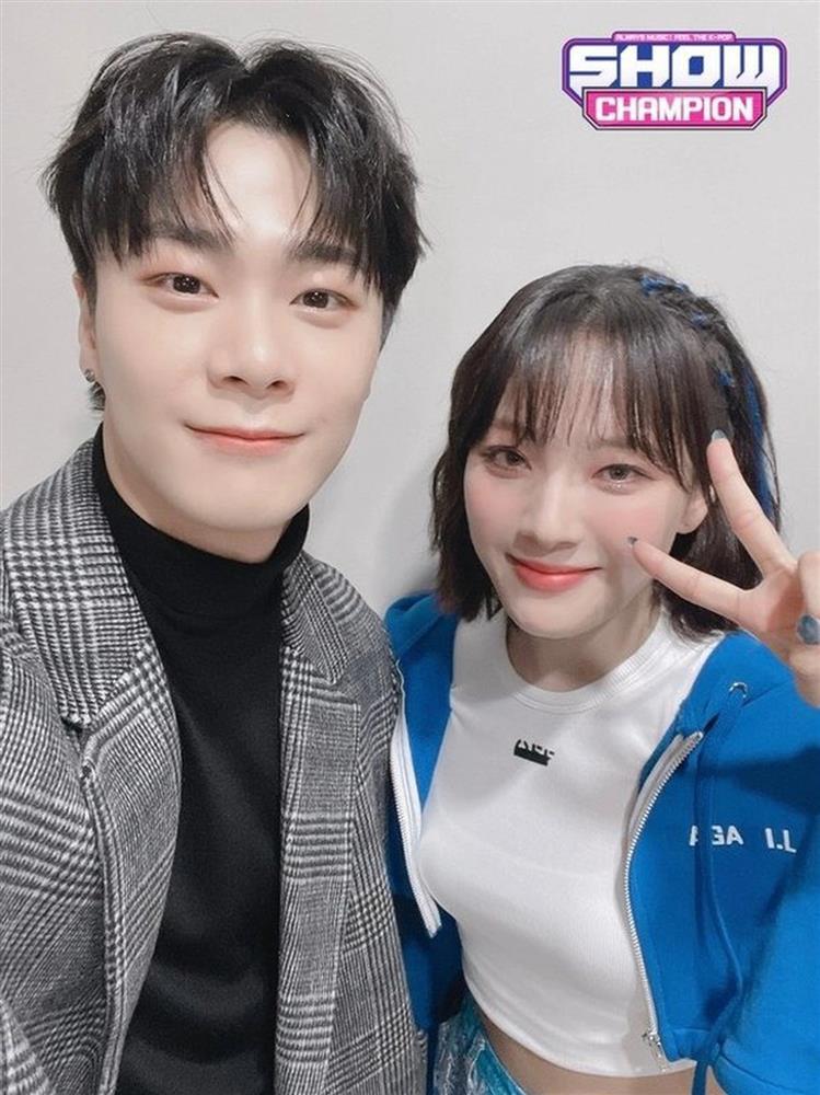 Clip nhảy See tình của Moonbin (Astro) trước khi qua đời gây sốt-3