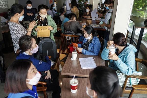 Khách hàng được yêu cầu giữ im lặng nếu muốn Manulife hoàn tiền-1