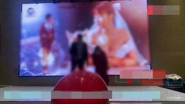 Đám cưới cô dâu chú rể không có mặt, bố mẹ phát biểu 20 giây-2