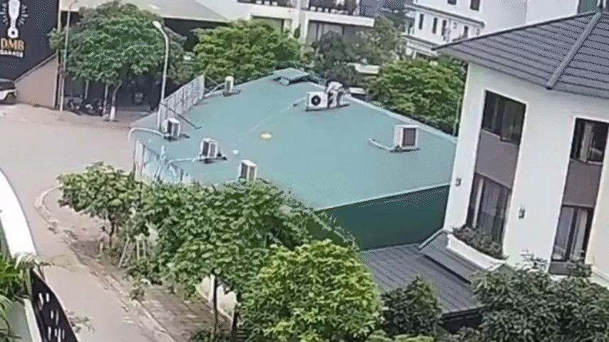 Nổ cục nóng điều hòa, hai thợ sửa chữa đi cấp cứu-1