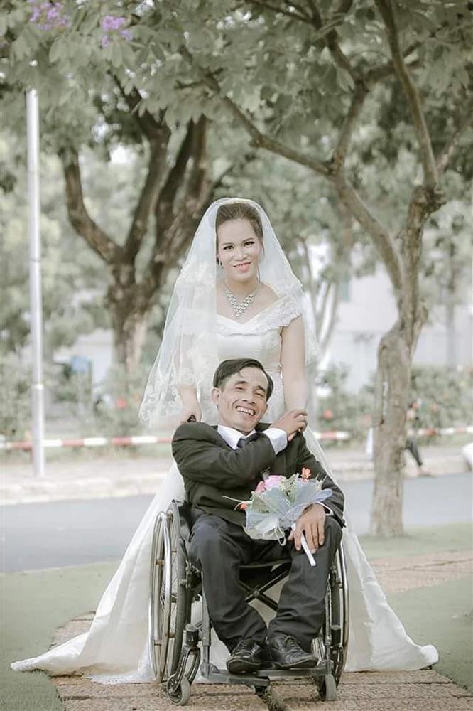 Mẹ đơn thân từng muốn ôm con nhảy sông hồi sinh từ chuyện tình xe lăn-13