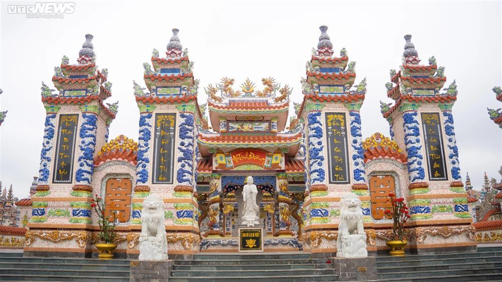 Choáng ngợp thành phố ma xa hoa như lăng tẩm vua chúa ở Thừa Thiên - Huế-8