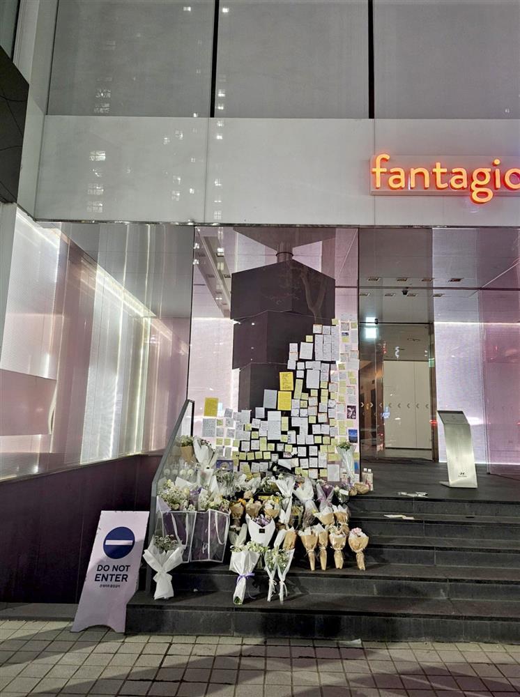 Cái chết của nam ca sĩ ở tuổi 25 khiến cả Hàn Quốc phải suy nghĩ-4