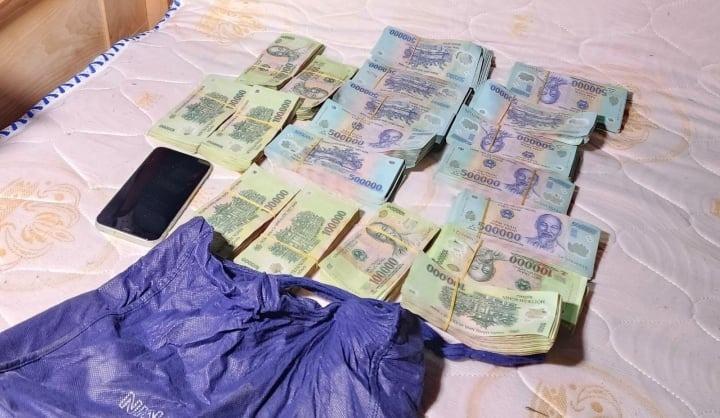 Tên cướp ngân hàng ở Đà Nẵng hóa trang thế nào để trốn sự truy bắt?-2