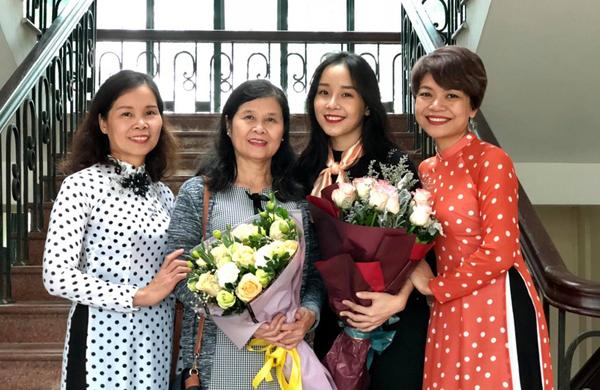 Mẹ ruột nhạc sĩ Hồ Hoài Anh: Từng là Trưởng khoa ở Nhạc viện âm nhạc quốc gia-6