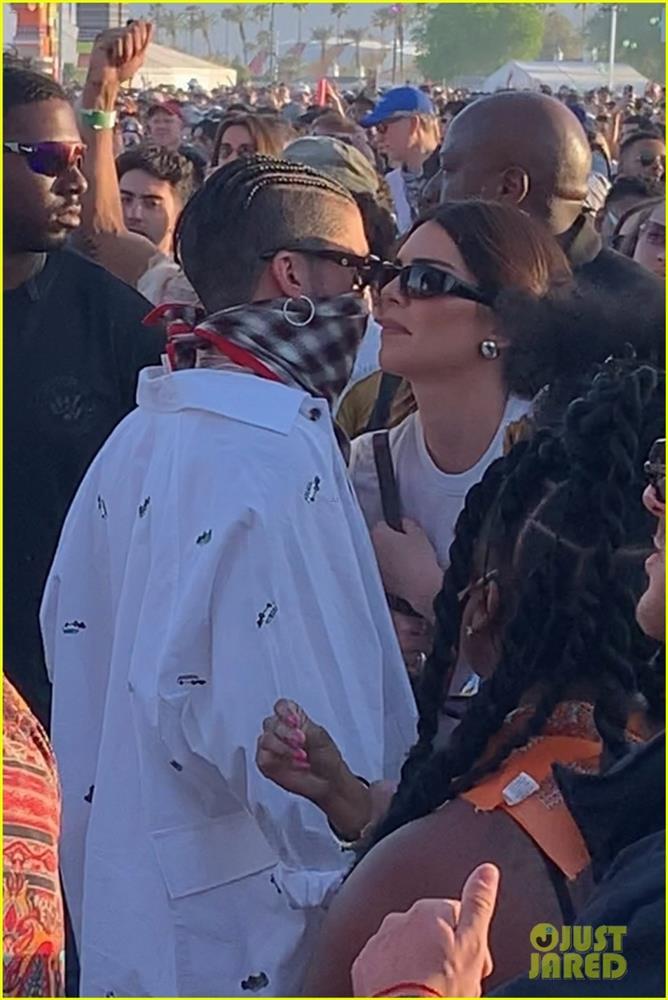 Kendall Jenner thân mật bên bạn trai mới tại sự kiện-7