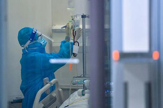 Ngày 22/4, Việt Nam ghi nhận 2.337 ca COVID-19, Hà Nội có bệnh nhân tử vong