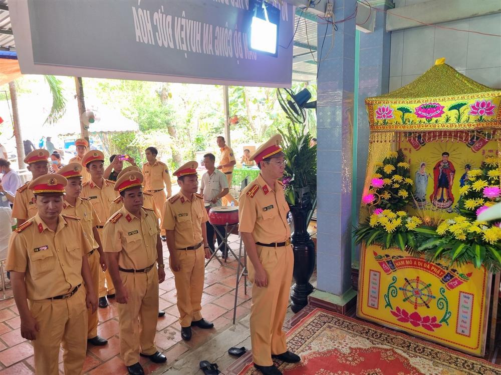 Lãnh đạo Cục CSGT chia buồn cùng gia đình thiếu tá hy sinh ở Long An-1