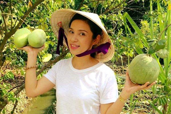 Ảnh hiếm cách đây 3 thập kỷ của Việt Trinh và Diễm Hương gây sốt-5