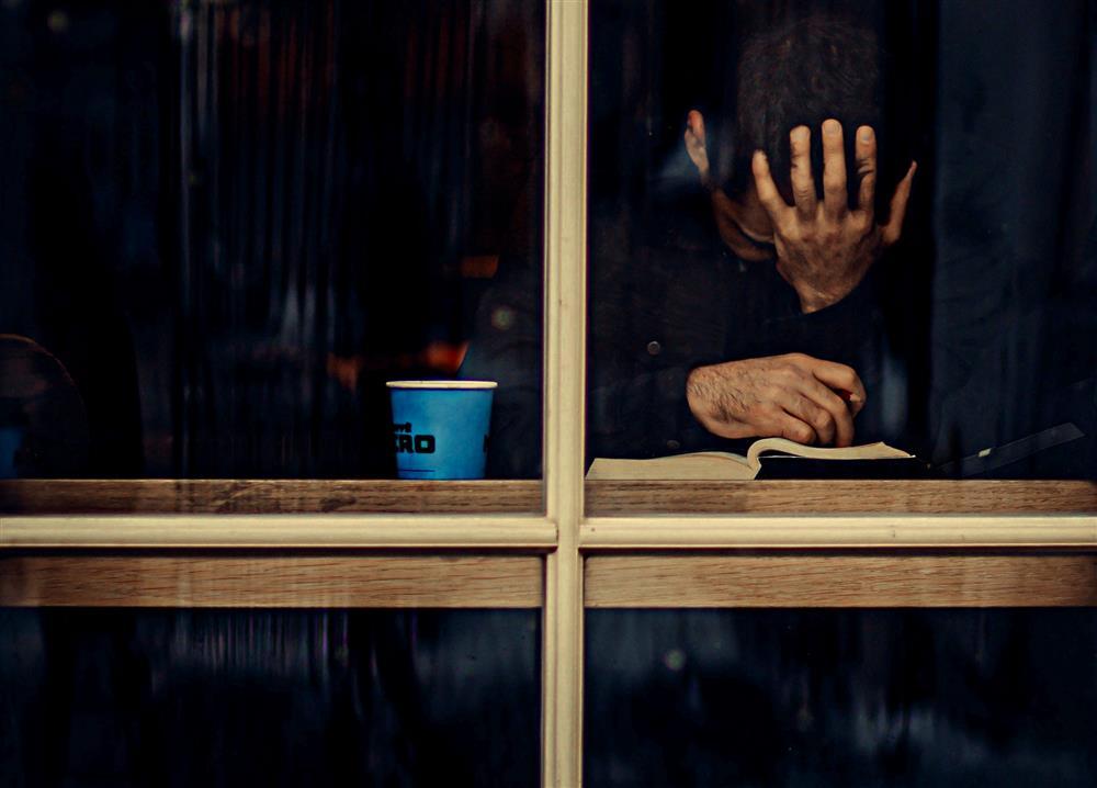 Nghi bố ngoại tình, 2 mẹ con đi đánh ghen rồi khóc òa khi biết sự thật-2