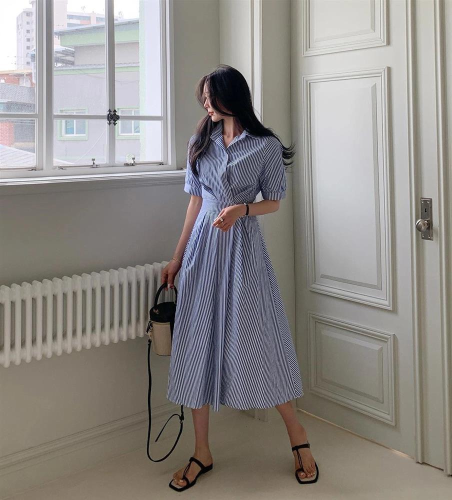 4 cách diện váy với sandal giúp tôn dáng-1