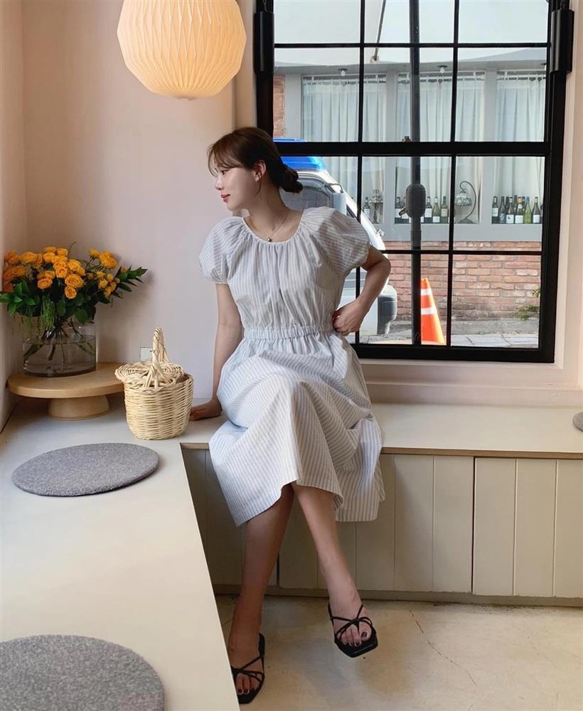 4 cách diện váy với sandal giúp tôn dáng-3