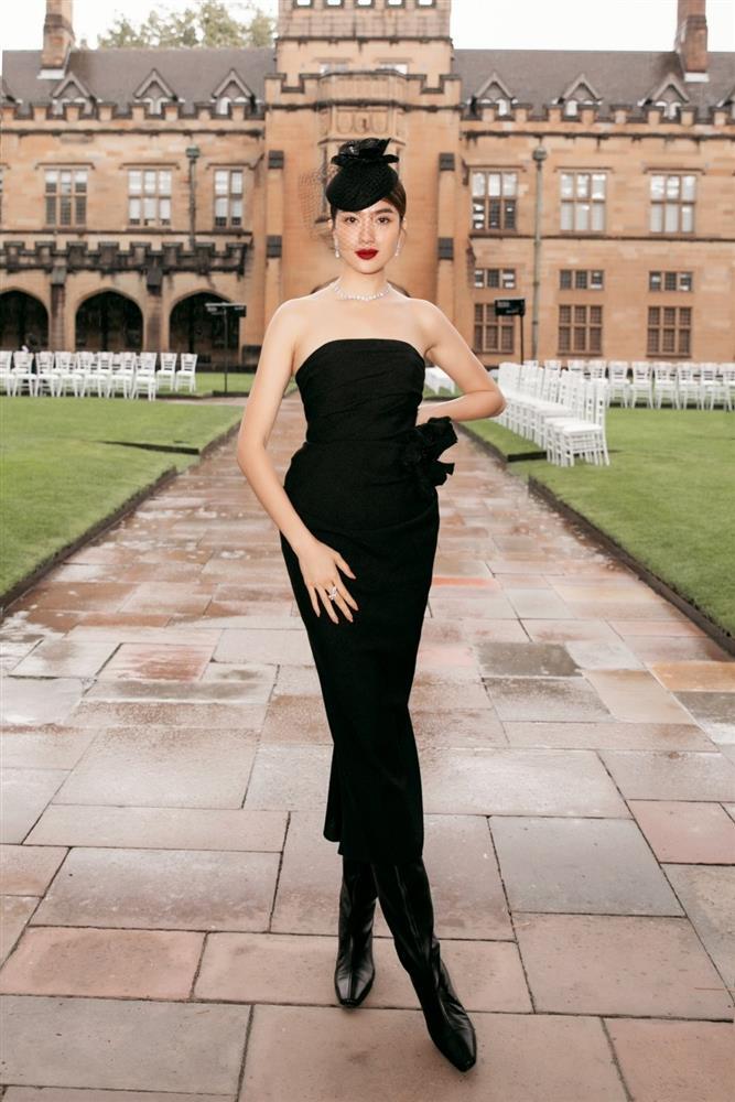 Tăng Thanh Hà, Ninh Dương Lan Ngọc và dàn người đẹp kiêu sa với sắc đen-5