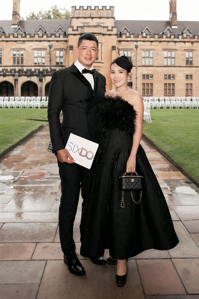 Tăng Thanh Hà, Ninh Dương Lan Ngọc và dàn người đẹp kiêu sa với sắc đen-7