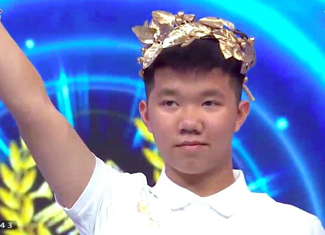 Nam sinh xứ Thanh lập mốc kỷ lục mới Olympia năm thứ 23-1